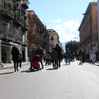 Mobilità, prorogata pedonalizzazione di Piazza Castelnuovo e via Ruggiero Settimo. Orlando e Catania : “un investimento per la vivibilità della città”