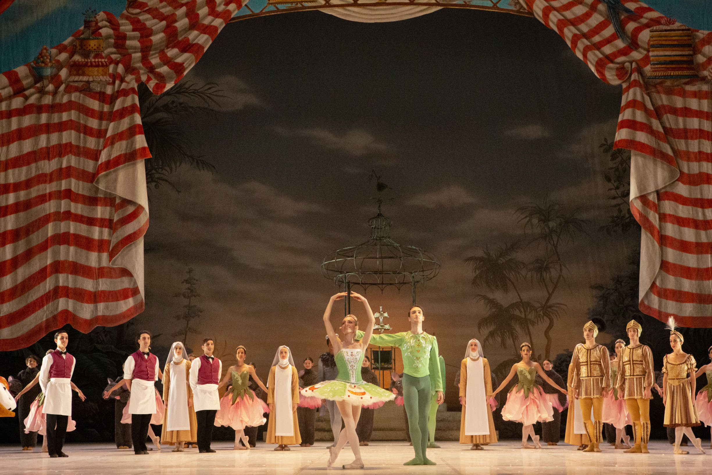 03 Uno Schiaccianoci "siciliano" in scena al Teatro Massimo di Palermo