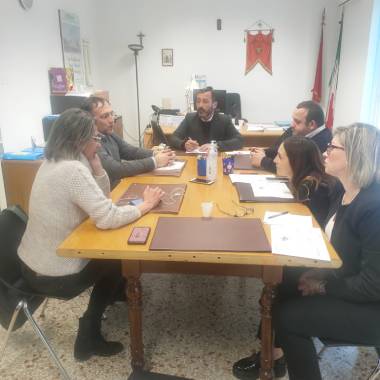 Affidamento familiare dei minori. IV Commissione incontra i responsabili del servizio