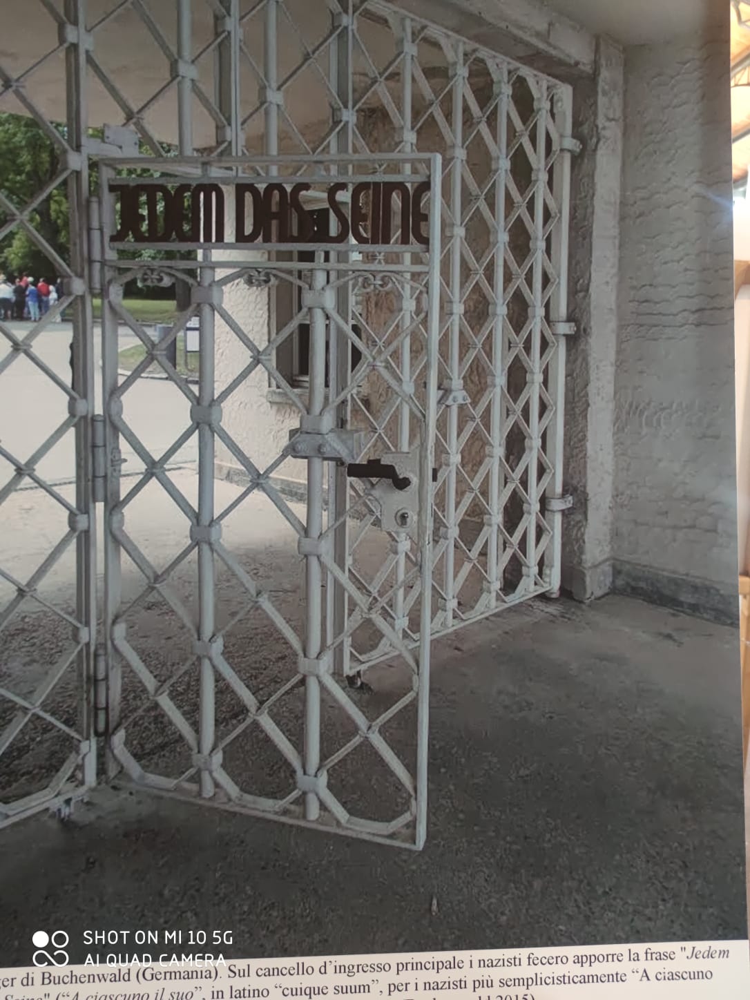 "Per non dimenticare. Immagini dai lager". La mostra di Leone Zingales fino a domani all'EcoMuseo del Mare