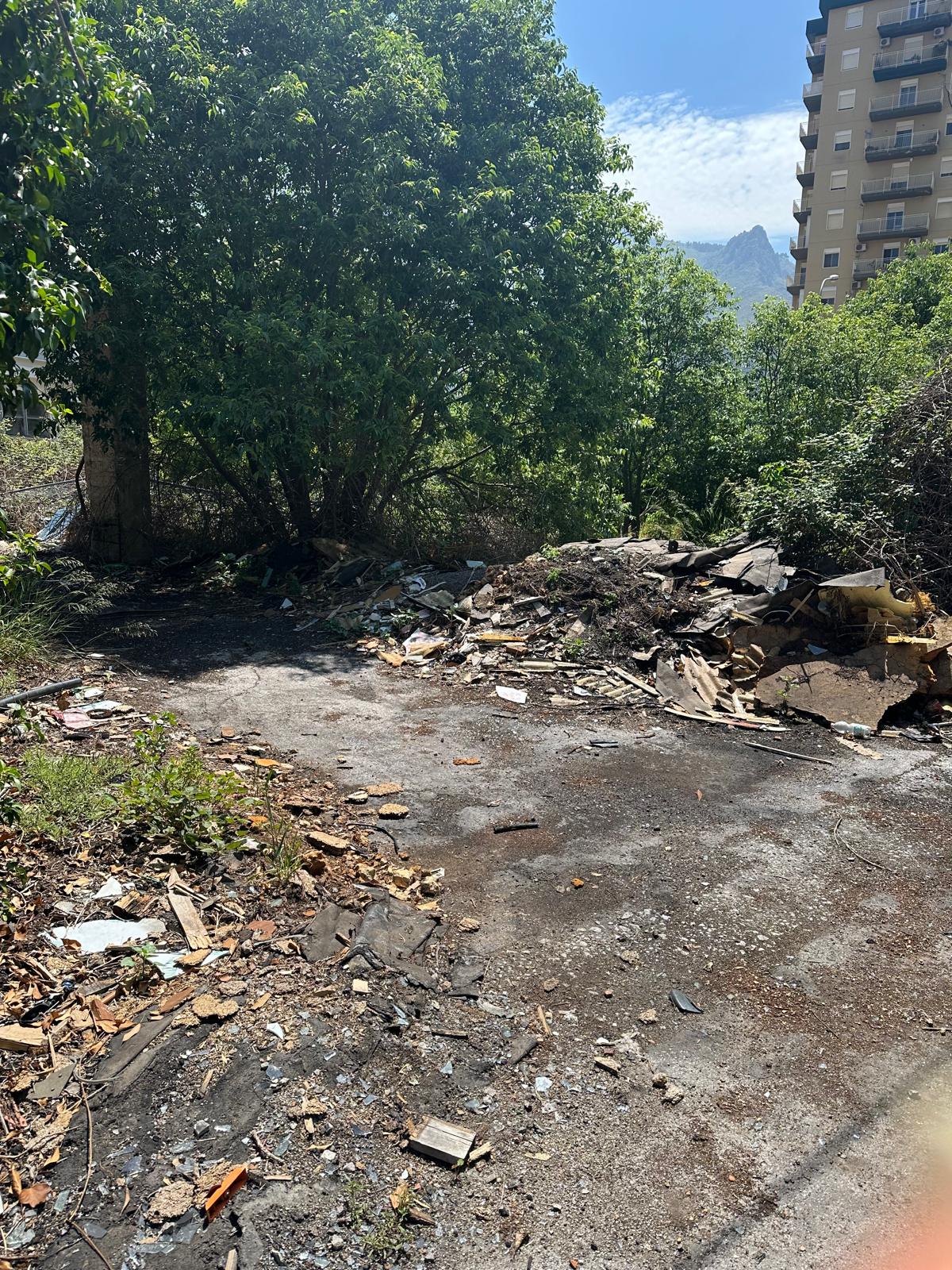 68c613df-9c51-40e2-8f0a-d08eada2f65d