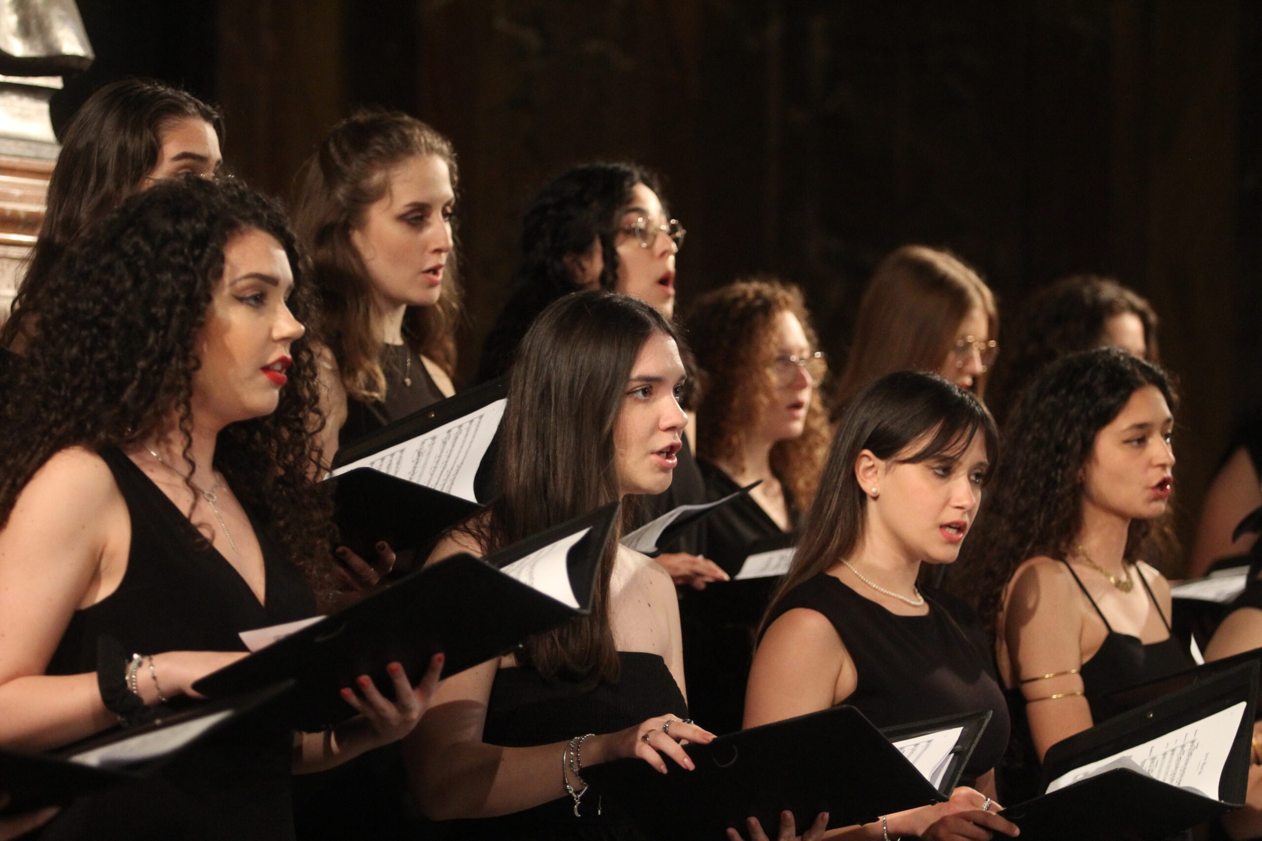 b37d9f5b-3c2c-4b92-9ad4-95b1e3bebfa9