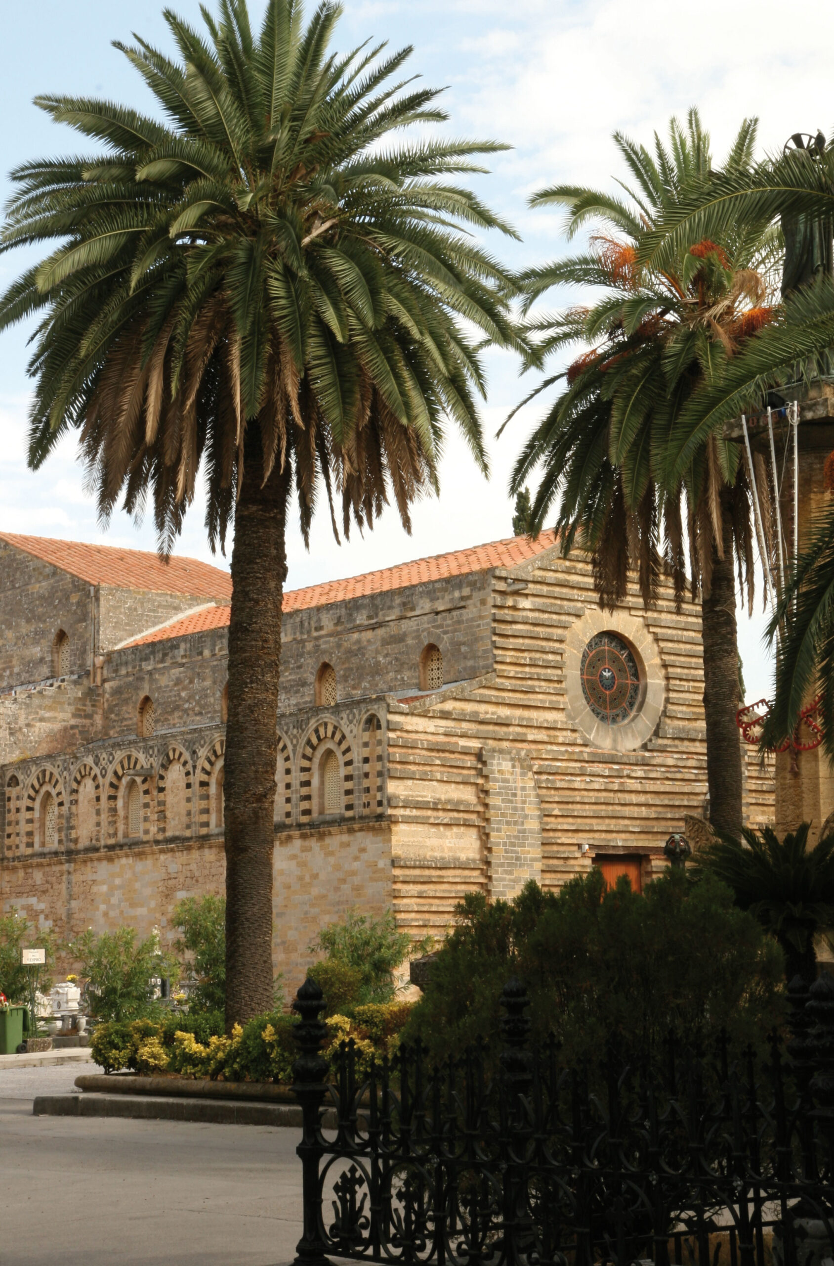 e0c23cb2-eb72-4b38-a49c-43c60a78842b